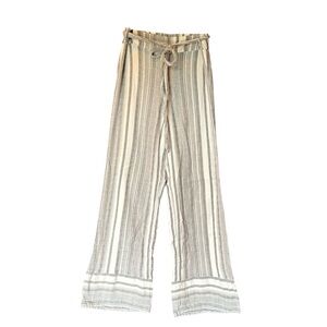 Express Gray and White Textured Pants